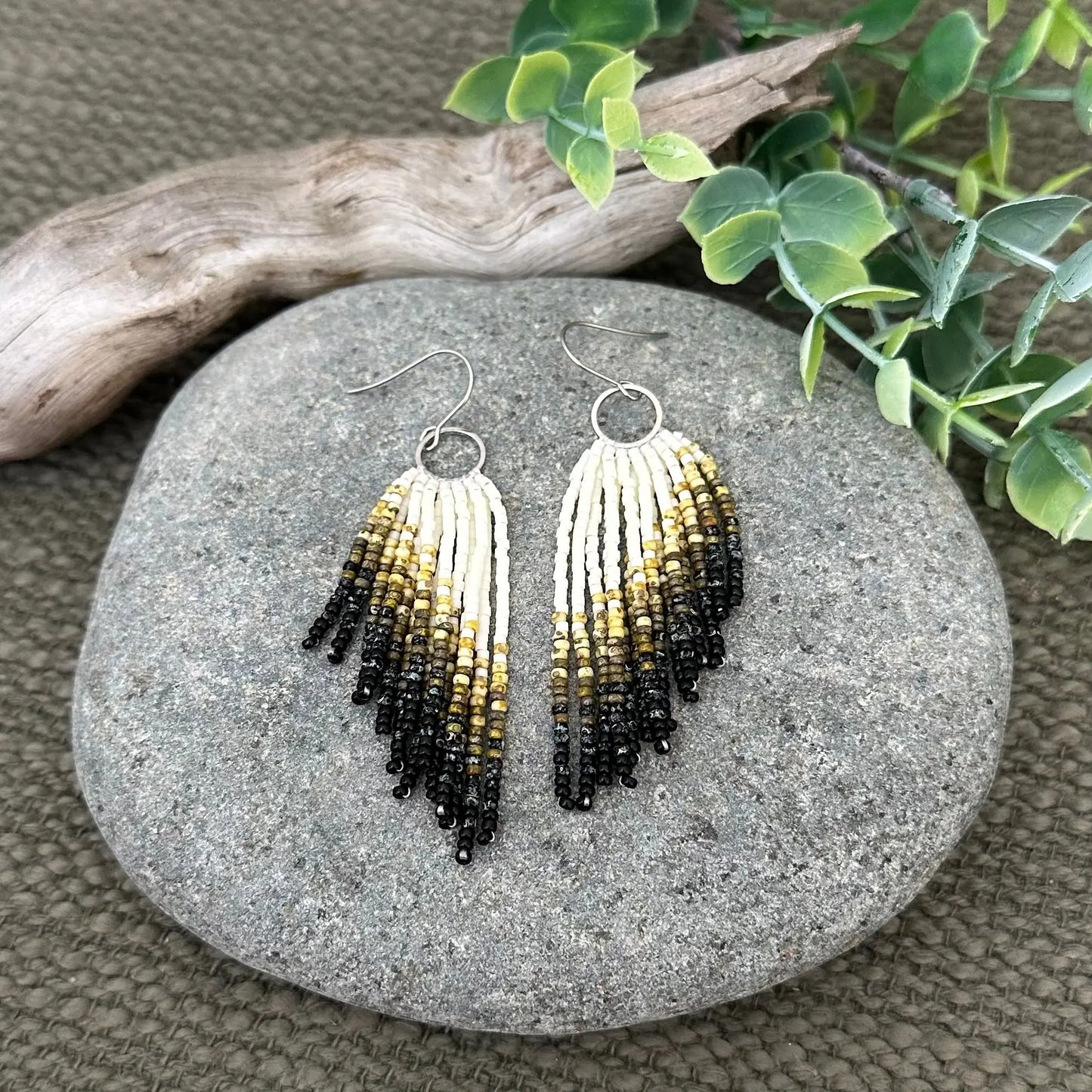 Cassidy beaded earring - Southwestern Charm