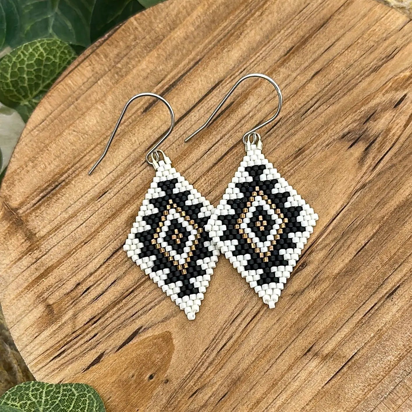 Fjord Beaded diamond Earrings - Southwestern Charm
